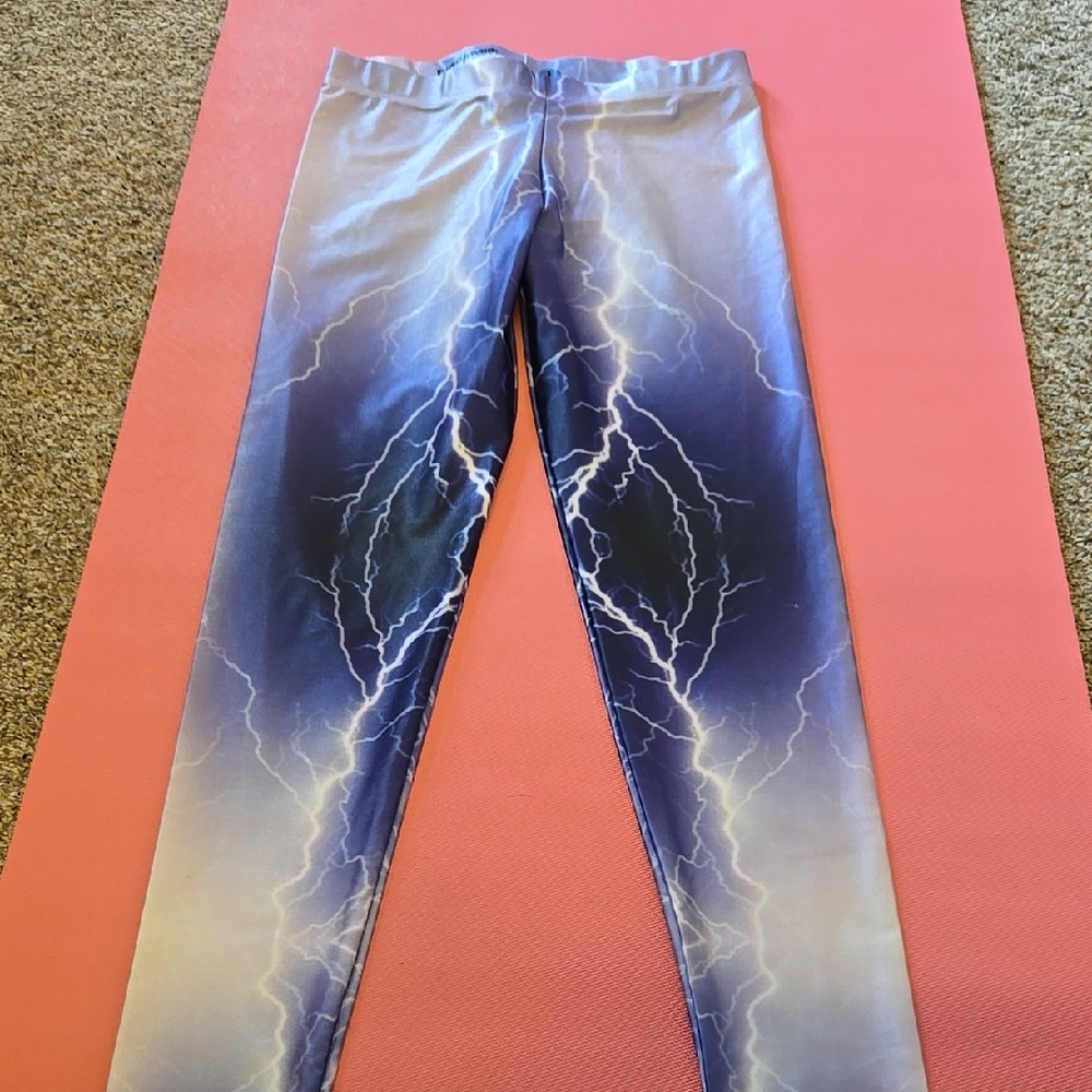 Blackmilk Lightning Leggings NWT size L